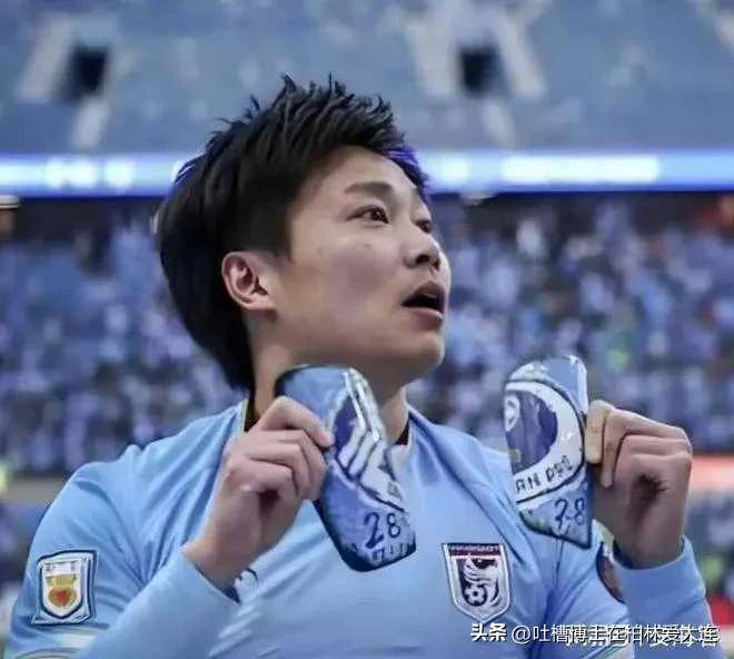 阿扎伦卡迎来七赛季高光表现，美国队球迷沸腾！